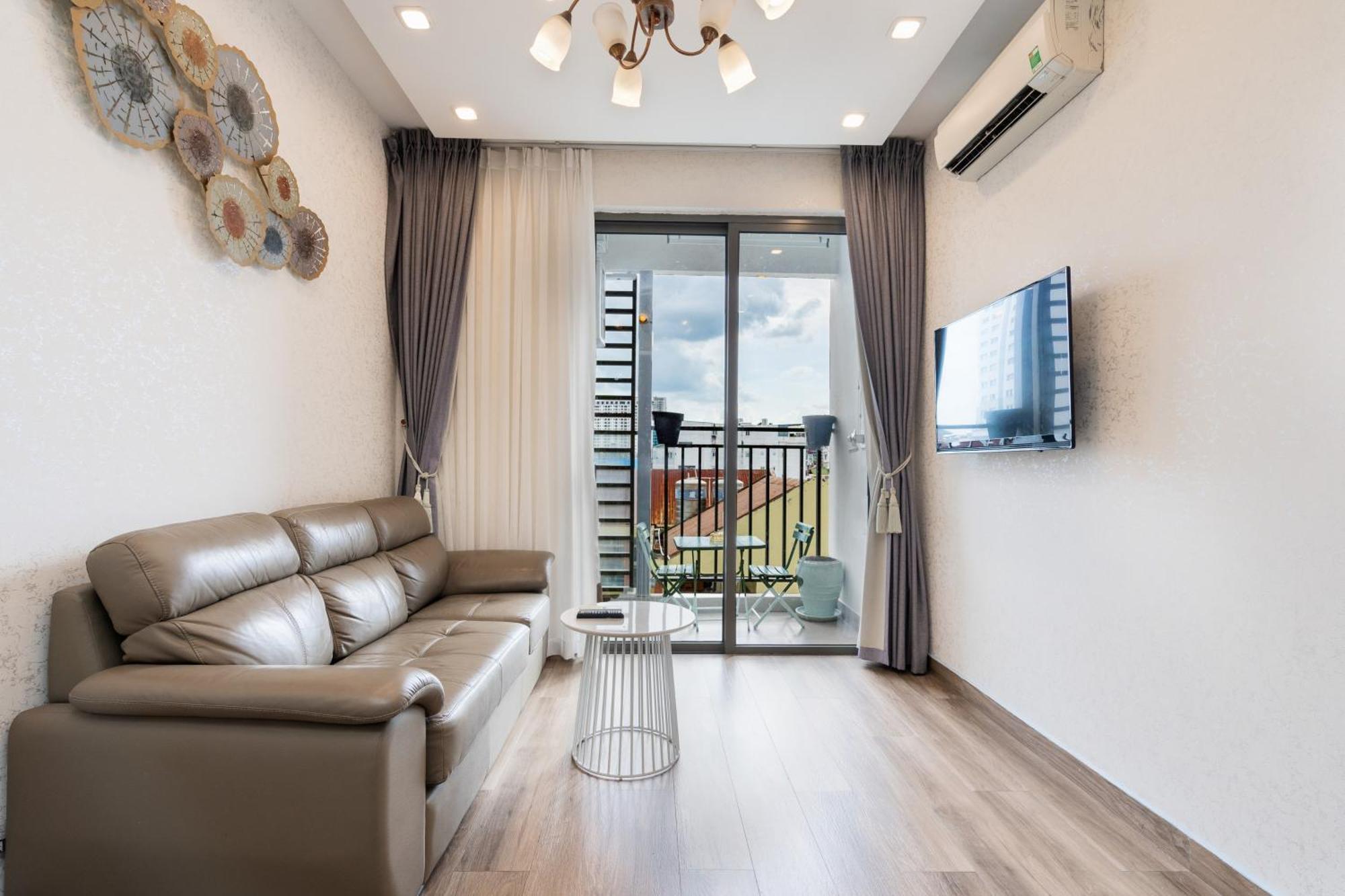 Appartement Double E Saigon In Rivergate Building